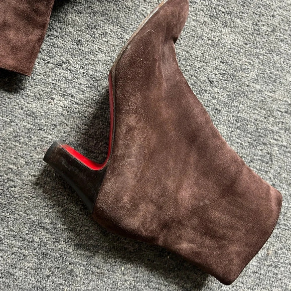 Louboutin Brown Suede Boots, size 38.5 - Picture 7 of 15